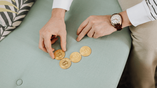 crypto storage exchange